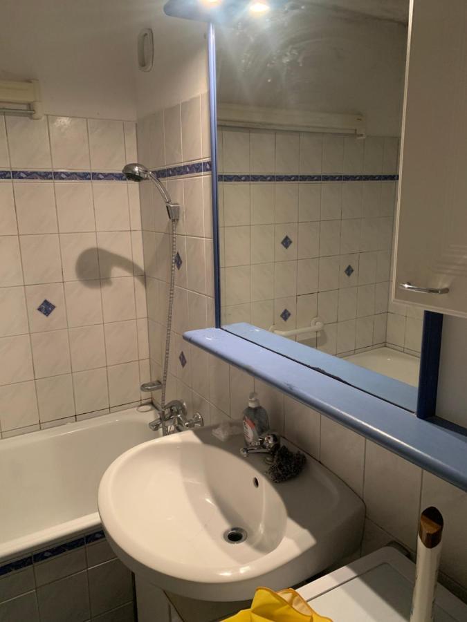 Sehr Schone Zimmer 1 In Wien Favoriten Zewnętrze zdjęcie